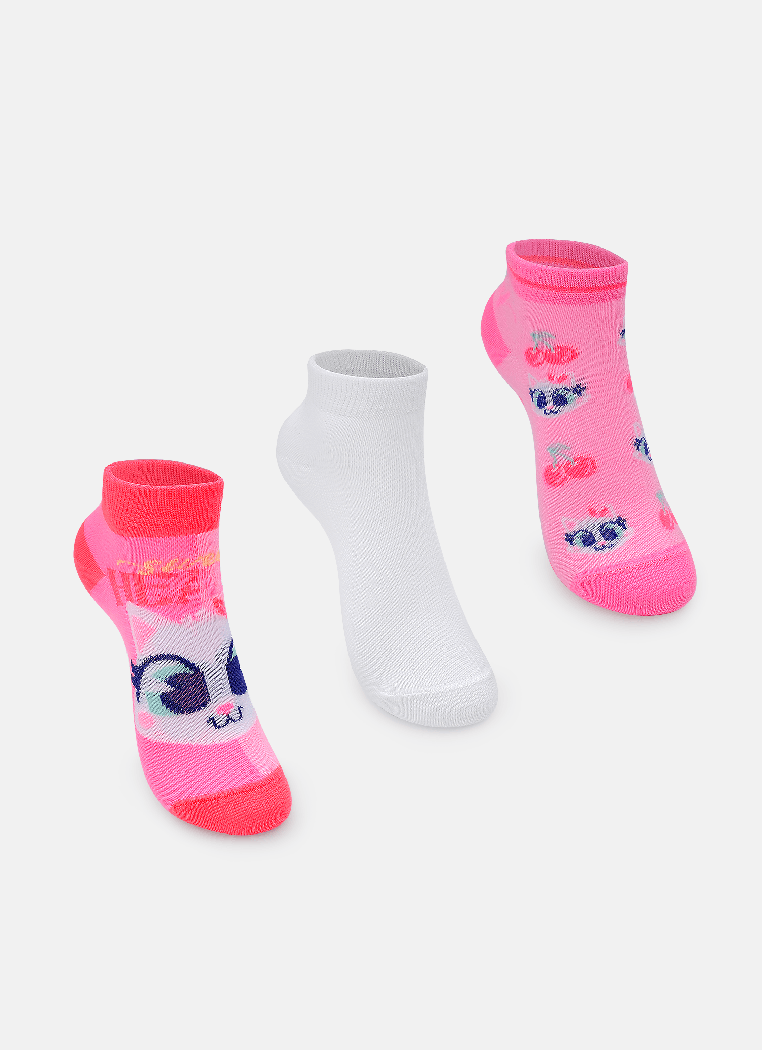 Kit com 3 Meias Cano Micro Menina Gata Cereja